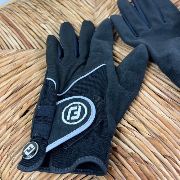 FOOTJOY Men's RainGrip Golf Gloves - Picture 3 of 6